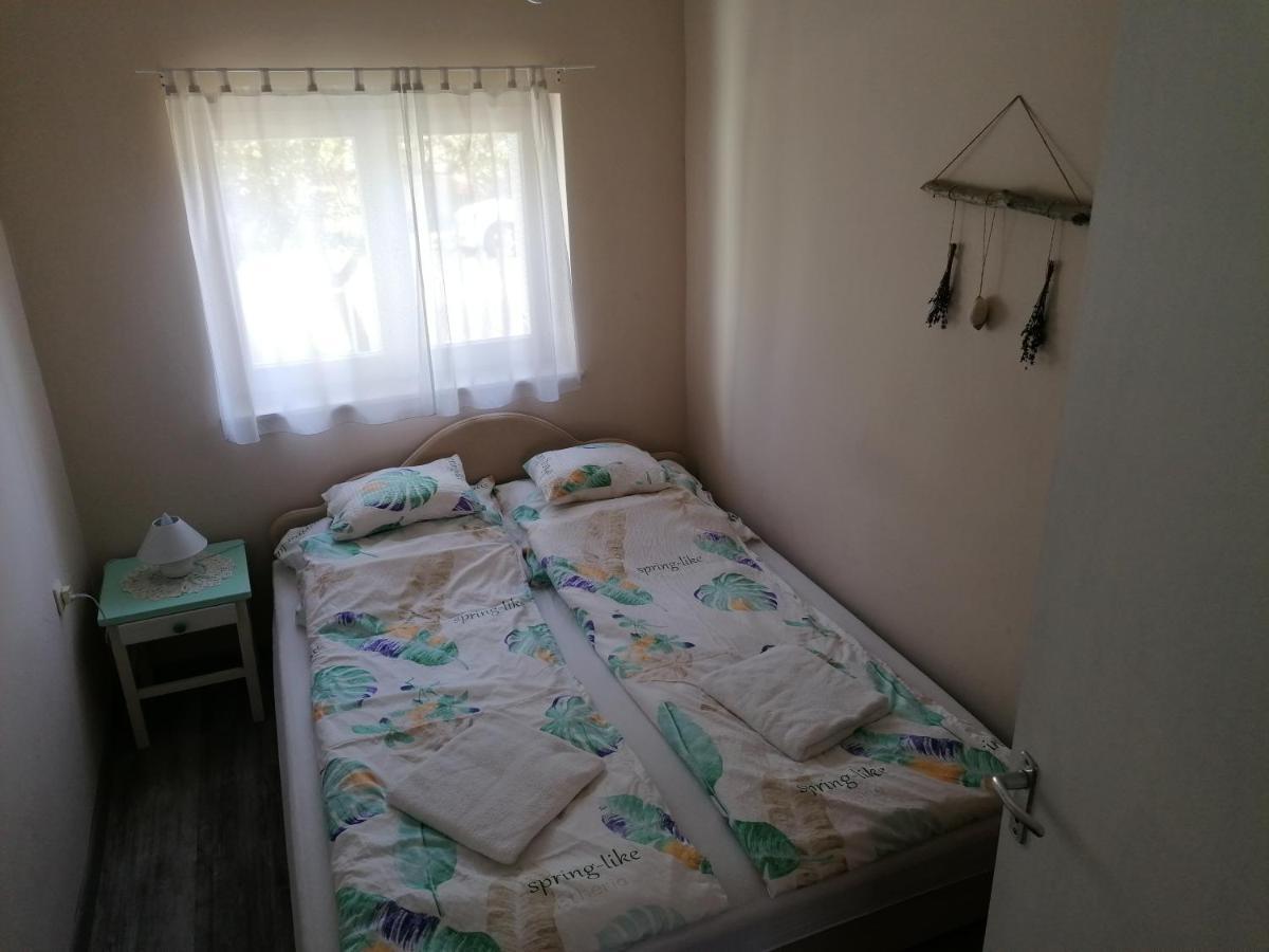 Menta Apartman Mezőkövesd Εξωτερικό φωτογραφία